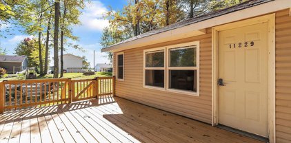11229 Lake Street, Chippewa Lake