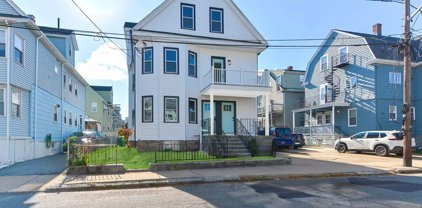 9 Hale Ave Unit 1, Medford