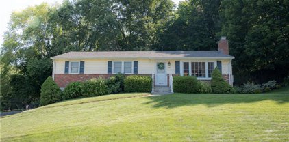 55 Brentwood Drive, Cheshire