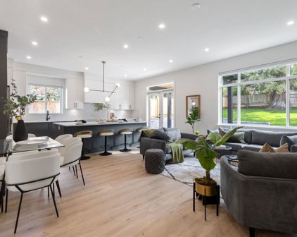 10332 Main Street, Delta