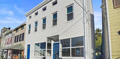447 Cherry St, Columbia