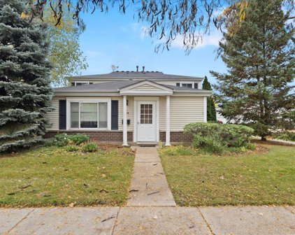 1515 Quaker Lane Unit #121A, Prospect Heights