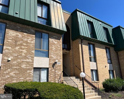 1028 Brinker Dr, Hagerstown