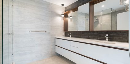 1526 Finlay Street Unit 302, White Rock