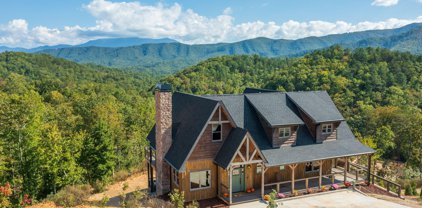 2832 Red Sky Dr Drive, Sevierville