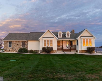 14211 Line Rd, New Freedom