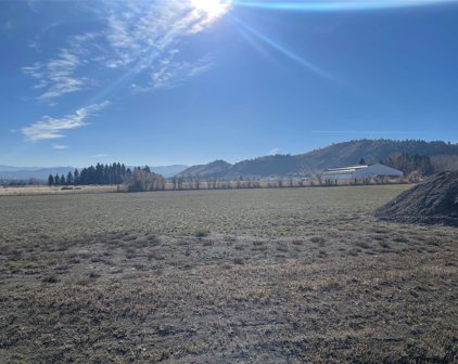 Tract 5-A Scratchgravel Drive, Helena