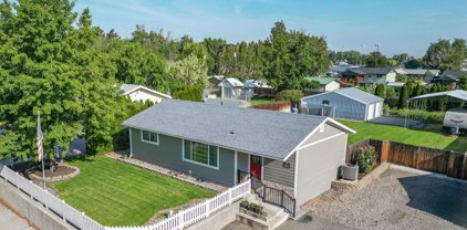 1116 W 27th Ave, Kennewick