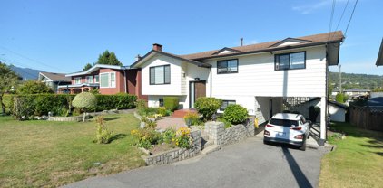 926 Grove Avenue, Burnaby