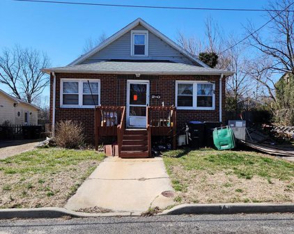 20 W Maple Ave, Lindenwold
