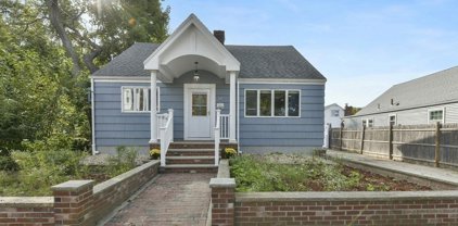 58 Banks Street, Winthrop