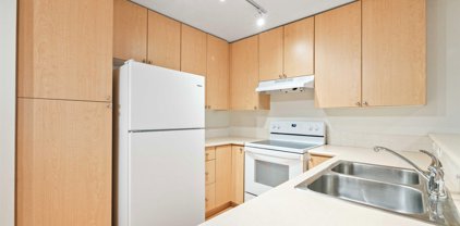 2151 151a Street Unit 101, Surrey