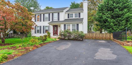 17805 Hazelcrest Dr, Gaithersburg