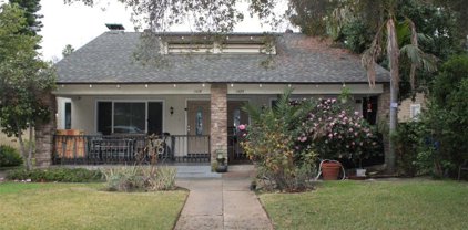 1424 Las Lunas Street, Pasadena