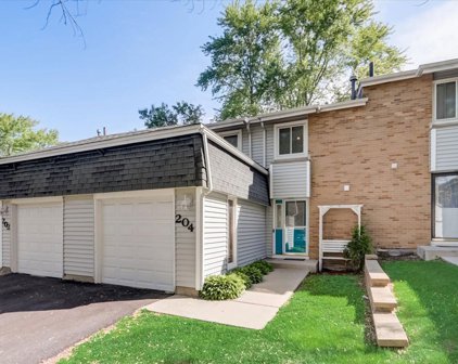 204 Diane Lane, Bolingbrook