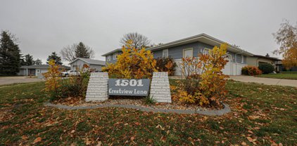 1501 Crestview Lane, Bismarck
