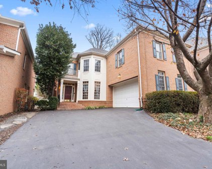 10090 Cover Pl, Fairfax