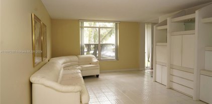 3660 Inverrary Dr Unit #2J, Lauderhill