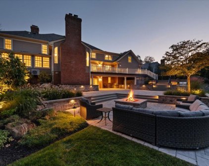 25 NOTTINGHAM WAY, Warren Twp.