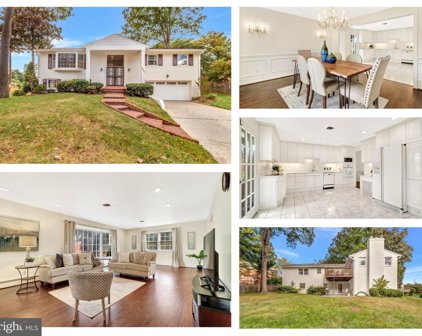 1402 Gower Ct, Mclean