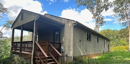 1091 Young Court, Bedford