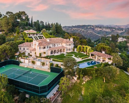 2911  Antelo View Dr, Los Angeles