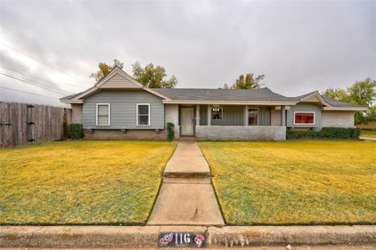 116 Meadowbrook Drive, Moore