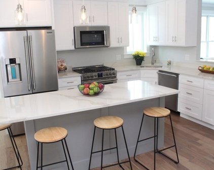 274 Providence Road Unit 3, Grafton