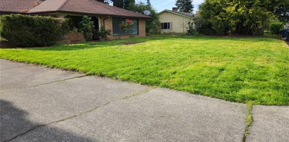 6828 51st Avenue NE, Marysville