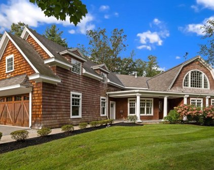 2 Bryant Street, Lynnfield