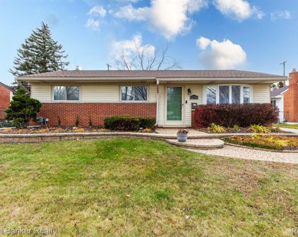 11753 WHEATON, Sterling Heights