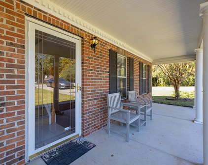 9210 Ayscough Road, Summerville