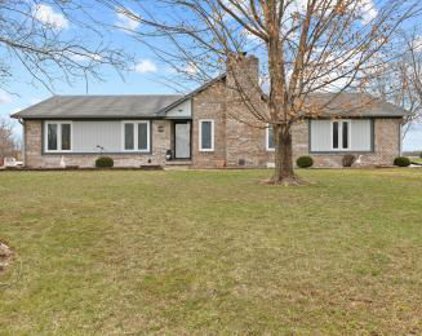 2083 E County Road 600 Road S, Clayton