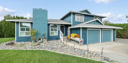 2020 W 24th Ave., Kennewick