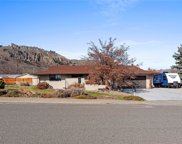 1320 Wedgewood Avenue, Wenatchee image