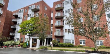 148 Main St Unit B432, North Andover