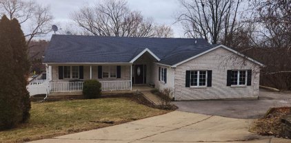 1311 Merrill Avenue, Algonquin