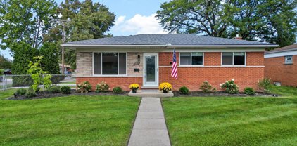 4467 BUCKINGHAM, Warren