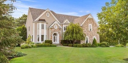 12 Connelly Hill Rd, Hopkinton