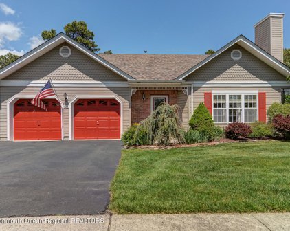 142 Riva Boulevard, Brick
