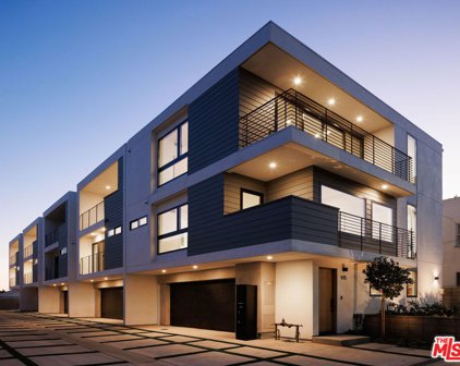 967 N Starlight Court, Los Angeles