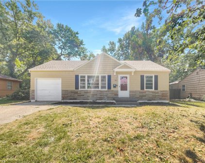 8805 E 73rd Street, Raytown