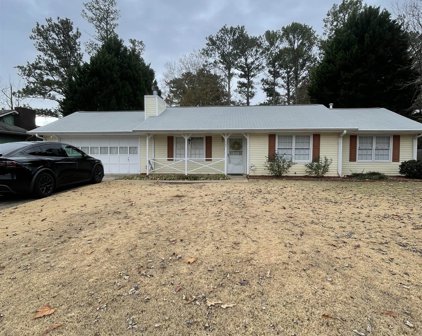 563 Almand Branch Rd, Conyers
