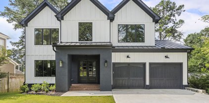 2421 Drew Valley Road NE, Brookhaven