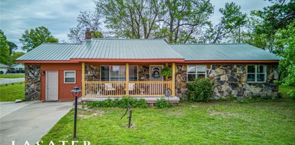 503 Tharp Avenue, Green Forest