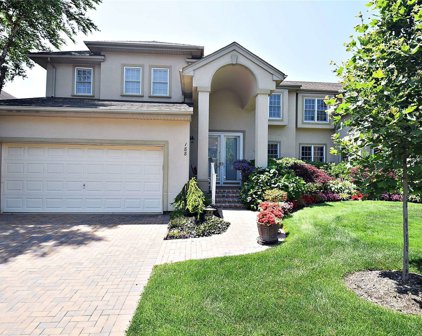 188 Montecito Crescent Unit #188, Melville
