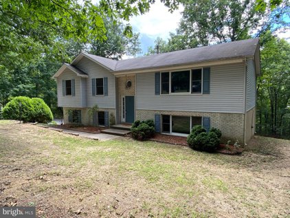 1322 Chantilly Ln, Inwood
