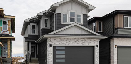 123 Edison DR, St. Albert