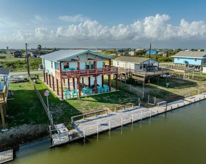 831 County Road 201, Sargent