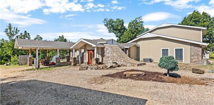629 W Wallis  Road, Cave Springs